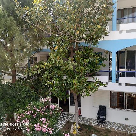 Muses Apartments Eretria  Eksteriør billede